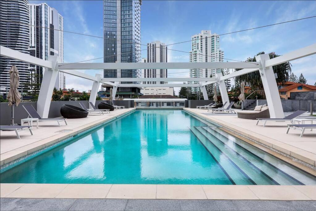 Broadbeach Stunner Modern And Central 黄金海岸 外观 照片