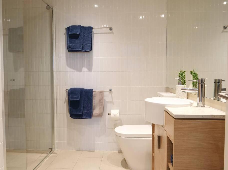 Broadbeach Stunner Modern And Central 黄金海岸 外观 照片