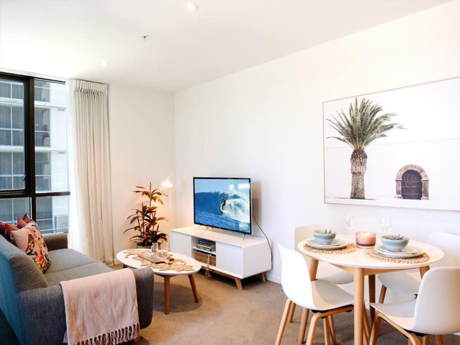 Broadbeach Stunner Modern And Central 黄金海岸 外观 照片