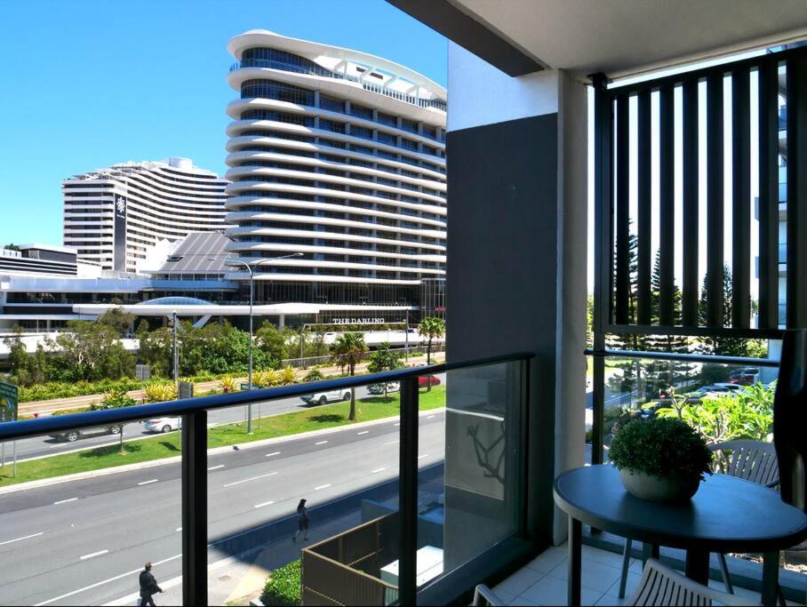 Broadbeach Stunner Modern And Central 黄金海岸 外观 照片