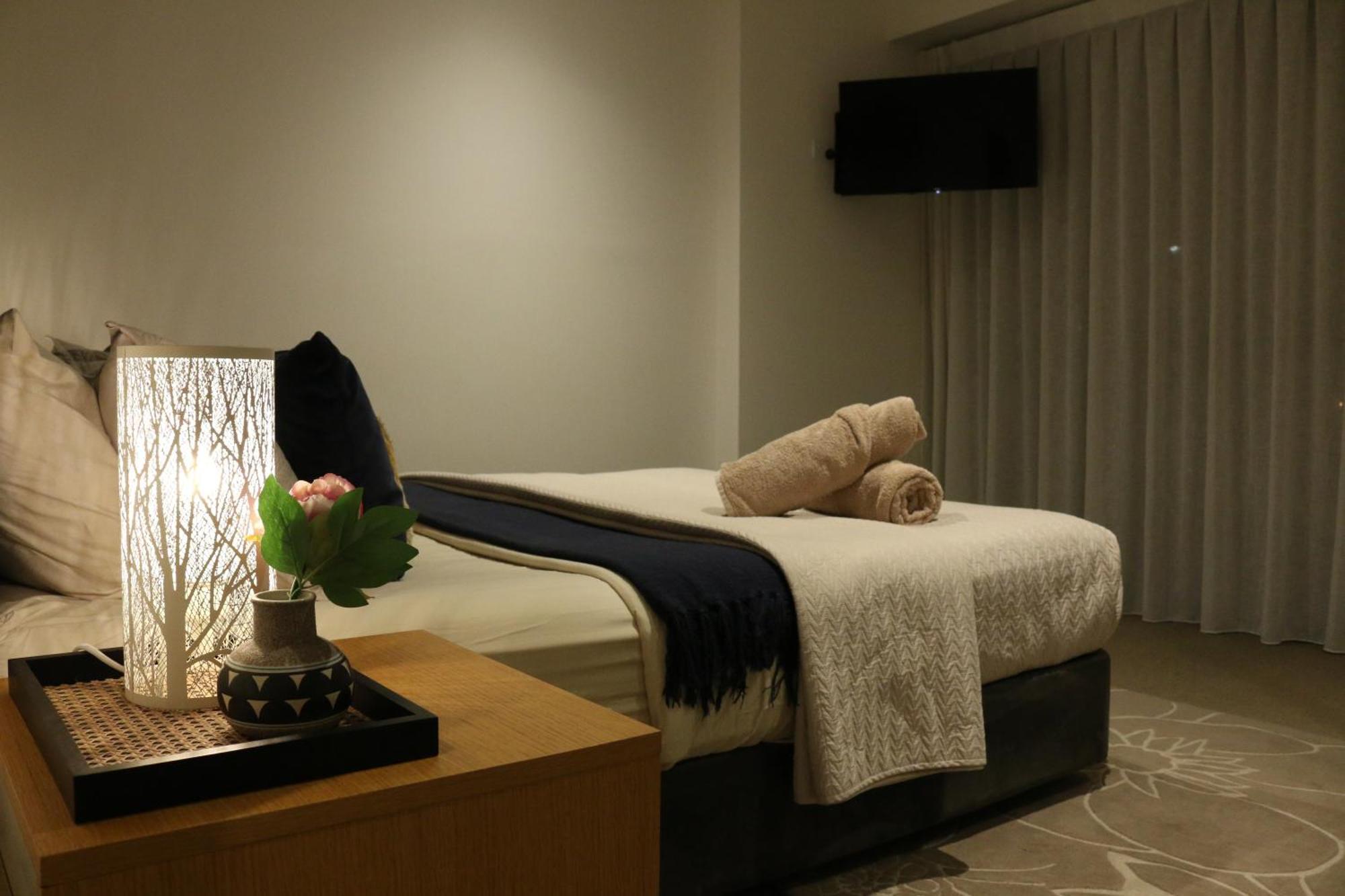 Broadbeach Stunner Modern And Central 黄金海岸 外观 照片